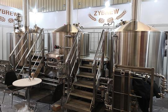 customized Traditional Three Vessel Brewhouse