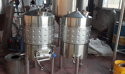 Beer Brewing Equipment
